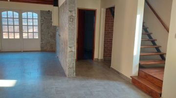 Vendo casa a estrenar en Barrio E. Mosconi - Gral. Roca