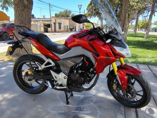 VENDO HONDA CB 190 R MOD. 2020