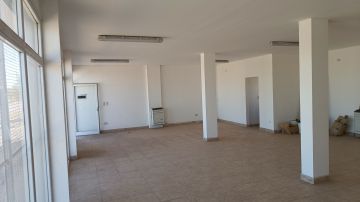 En Venta 3 (o 4) Locales a Estrenar en Fernandez Oro. / Apto para seguir construyendo!!!