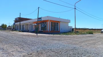 En Venta 3 (o 4) Locales a Estrenar en Fernandez Oro. / Apto para seguir construyendo!!!