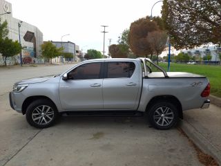 Toyota Hilux 2.8 SRX tope de gama