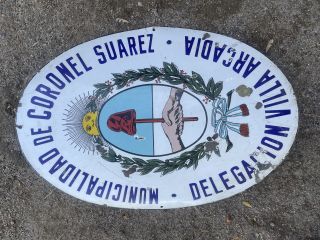Cartel enlozado