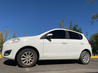 Vendo Fiat Palio Attractive 2015