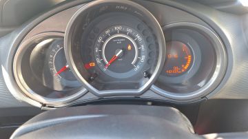 Vendo Citroen C3 Mod 2014 (con techo panorámico)