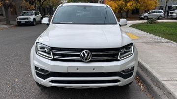 VW Amarok V6 Highline 3.0, mod 2022, única mano!