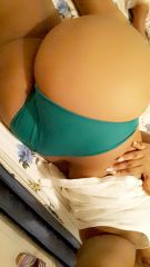 Hola amor te comento soy Gabriela una morocha coqueta bien puntita dispuesta a todo a pasarla rico y chuparnos todo cumplir todo tipo de fantasías papi vení a comerme bien rico papi estoy súper putica