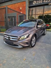Mercedes Benz GLA 250 4Matic