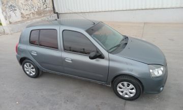 LIQUIDO Vendo Permuto Renault Clio Mio Nafta 1.2 Confort pack Modelo 2015