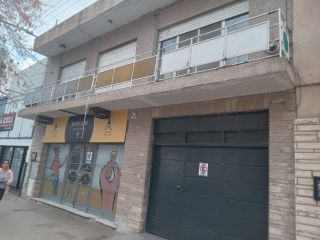 Vdo. Local Comercial y Dpto. en centro de Cipolletti
