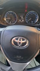 PARTICULAR, VENDO TOYOTA COROLLA 2015