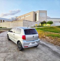 VENDO / PERMUTO / FINANCIO VOLKSWAGEN FOX 2013