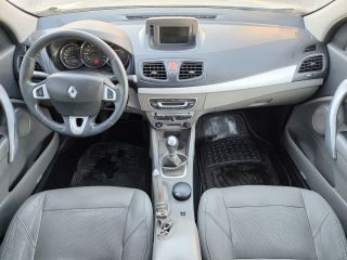 VENDO / PERMUTO / FINANCIO RENAULT FLUENCE 2012