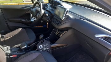 Solo VENDO. PEUGEOT 2008. Soy Titular y Unico Dueño.