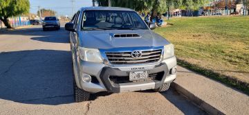 Vendo hilux