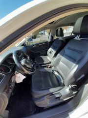 VOLKSWAGEN VENTO LUXURY 2015