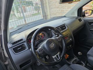 Volkswagen Suran Cross Highline