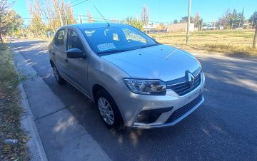 RENAULT LOGAN 2025
