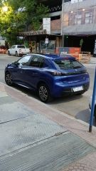 Vendo Peugeot 208 Allure tiptronic pack 2021