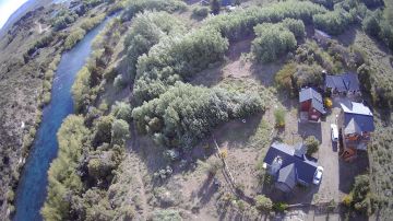 CABAÑAS EN VENTA Y UN GALPÓN - LAGO HUECHULAFQUEN