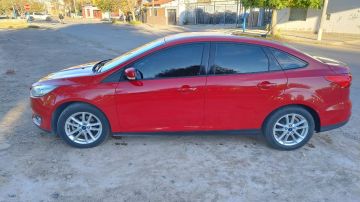 Focus 2015 motor 1.6 S impecable!