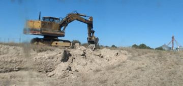 EXCAVADORA TORTONE FULL OPERATIVA