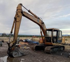 EXCAVADORA JHON DEERE 490D JOYSTICK FULL OPERATIVA