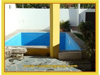 Se vende Casa 4 dorm. - Av. San Juan 2000 - Neuquén capital