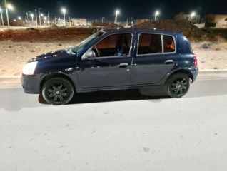 Vendo Clio mío  año 2015