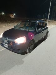Vendo Clio mío  año 2015