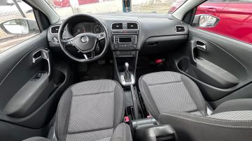 VW Polo Comfortline 1.6 Triptonic 2016