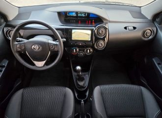 VENDO / PERMUTO / FINANCIO TOYOTA ETIOS 2021