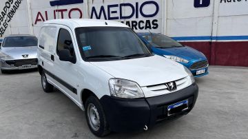 Peugeot Partner 1.6 HDI confort PLC, mod 2018, excelente!