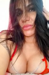 Madura hermosaaa...morocha sensual 