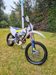 VENDO / PERMUTO / FINANCIO HUSQVARNA 450