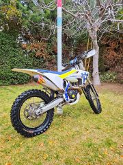 VENDO / PERMUTO / FINANCIO HUSQVARNA 450