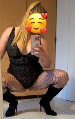 Milf con exsuberantes Lolas naturales oral sin excelente atención!!!!