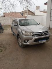 VENDO HILUX SRV PACK