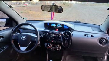 TOYOTA ETIOS X 2022 58.000 KM