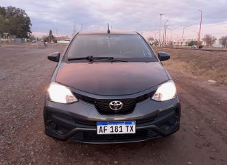 TOYOTA ETIOS X 2022 58.000 KM