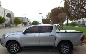 Toyota Hilux 2.8 SRX tope de gama