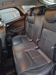 Ford Focus SE MT