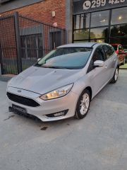 Ford Focus SE MT