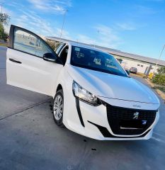 VENDO PEUGEOT 208 1.2 2023- 21500 KM