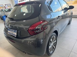PEUGEOT 208 FELINE 2019
