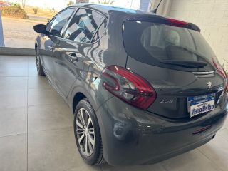 PEUGEOT 208 FELINE 2019