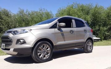 Titular ... Vendo Ford Ecosport 2014