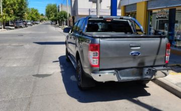 Vendo Ford Ranger 2.2  - 2013