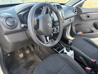 Dueña vende Renault Kwid 1.0 Intense año 2020 7.000km