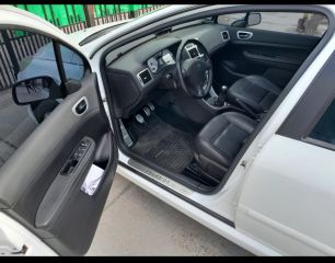 307 Xs Premium nafta 2011 con 89 mil km reales y comprobbles