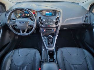 VENDO / PERMUTO / FINANCIO FORD FOCUS 2015